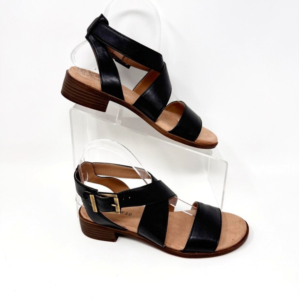 Life Stride Womens Black Vegan Leather Ankle Buckle Velocity Sandal Size 5.5